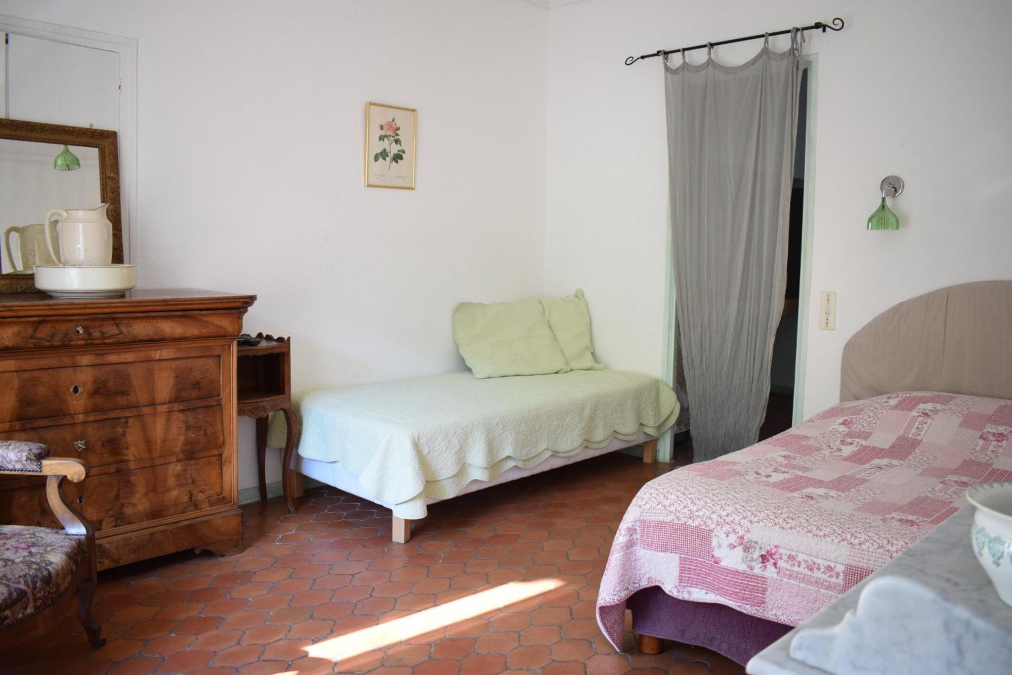 La Figuiere Fontaine De Vaucluse Bed and Breakfast Εξωτερικό φωτογραφία