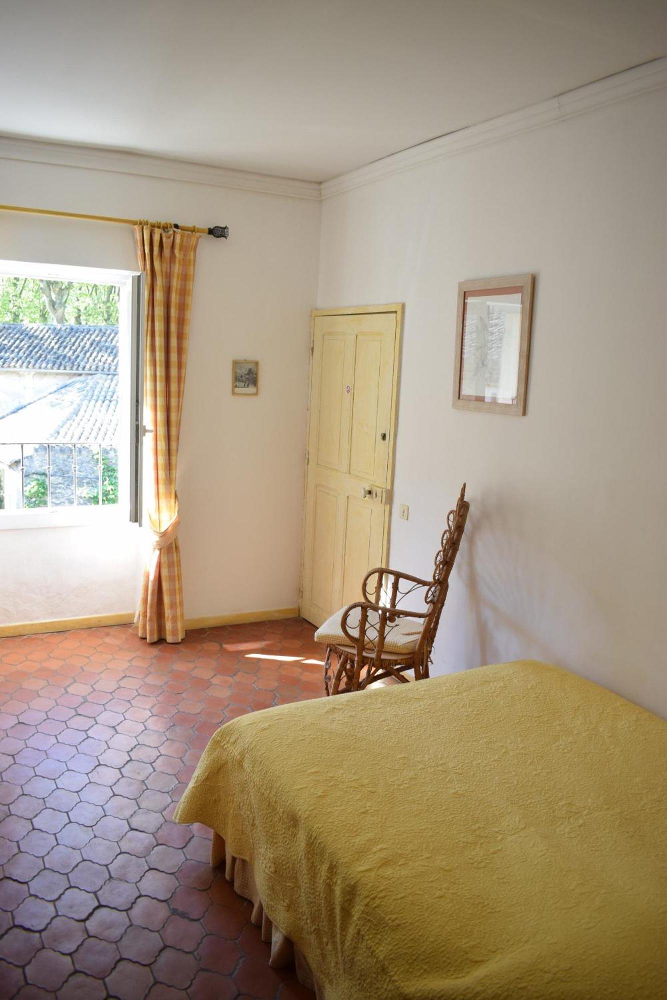 La Figuiere Fontaine De Vaucluse Bed and Breakfast Εξωτερικό φωτογραφία