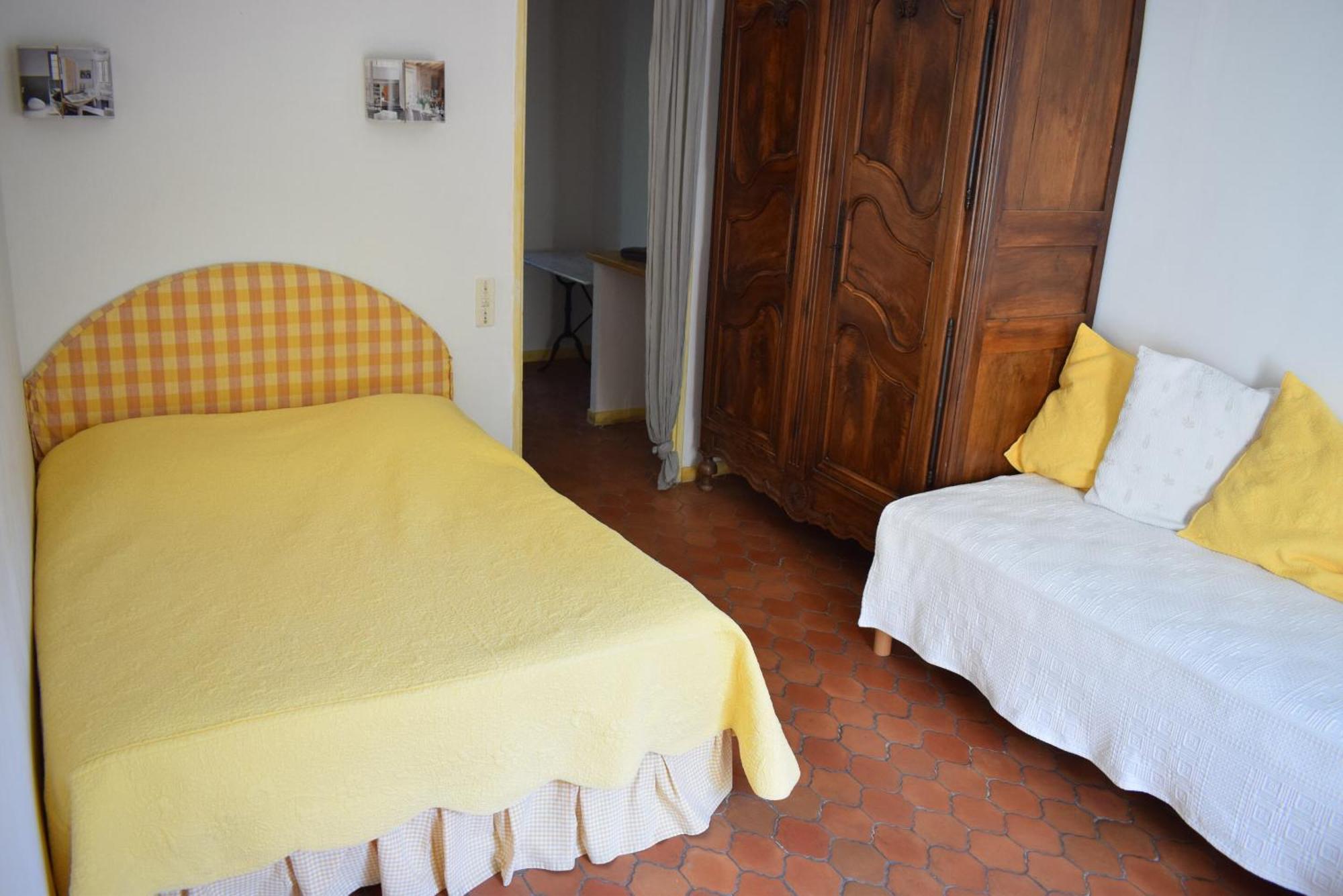 La Figuiere Fontaine De Vaucluse Bed and Breakfast Εξωτερικό φωτογραφία
